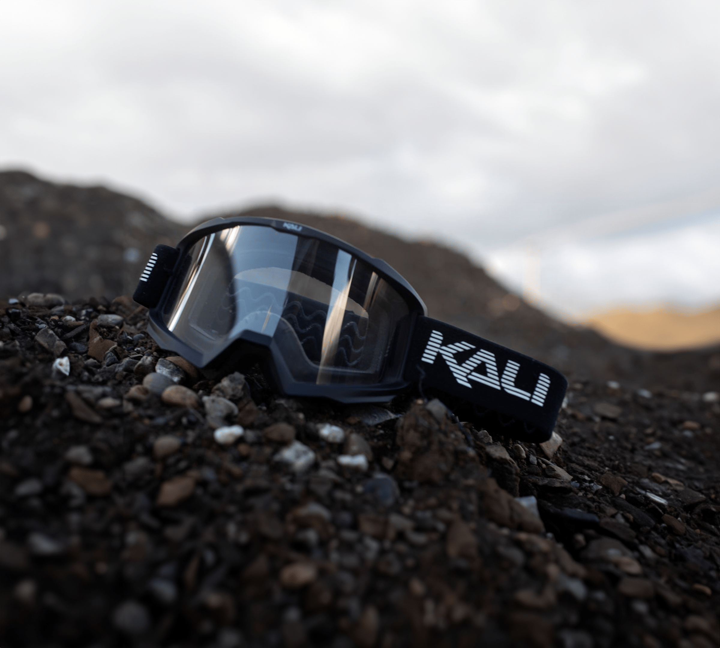 kali-shasta-masque-vtt-noir-o-s-cran-confort image 1