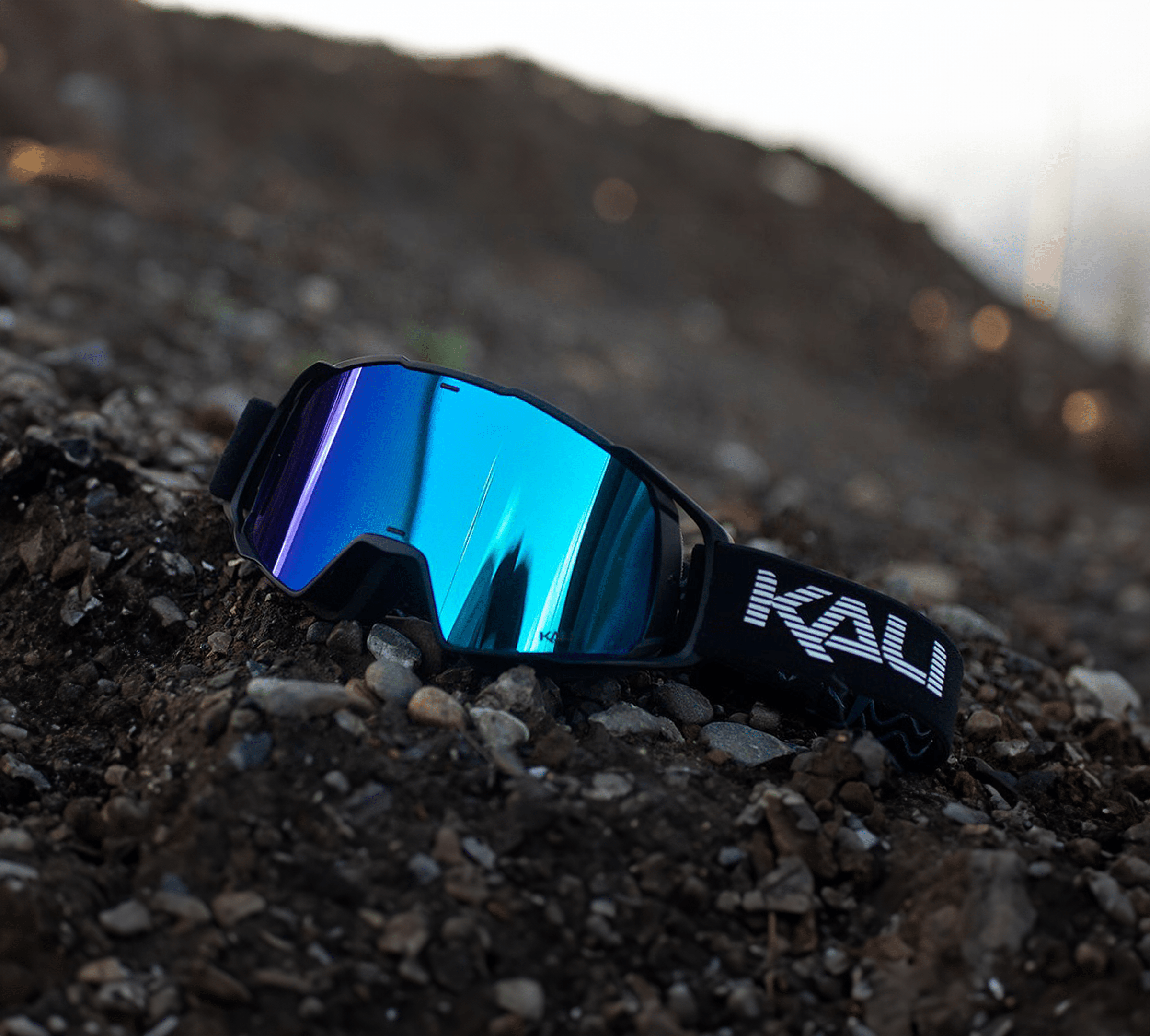 kali-trinity-masque-vtt-noir-taille-unique image 1