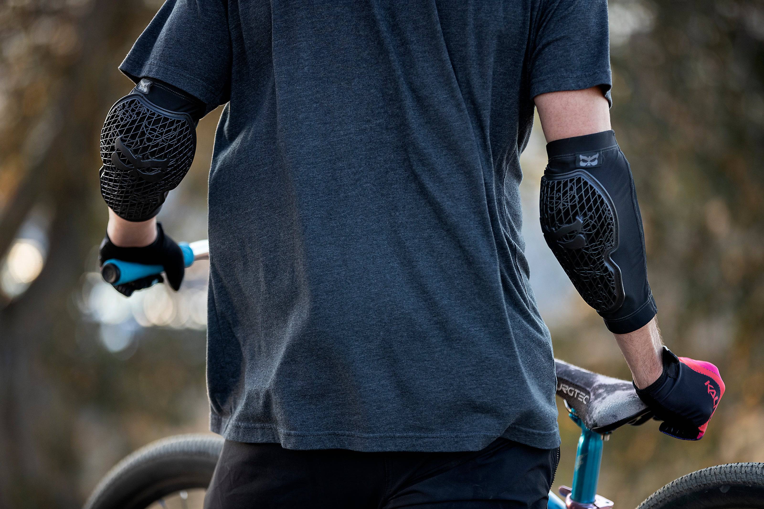 kali-strike-coudi-res-vtt-noir-taille-m image 2
